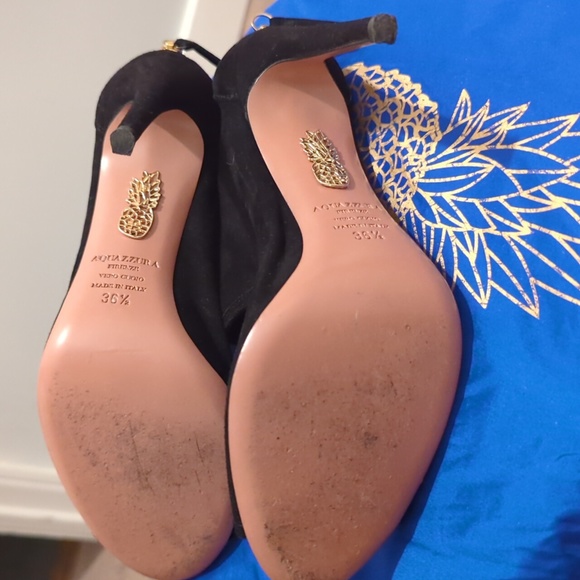 Aquazurra Black Suede Cut-Out Peep Toe Pumps - Picture 8 of 11